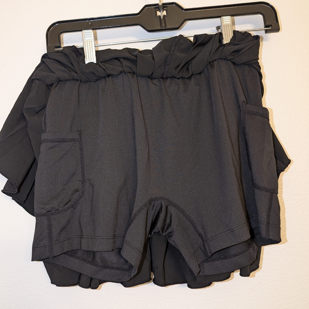 New Tennis Skirt With Under Shorts - Picture 7 of 8